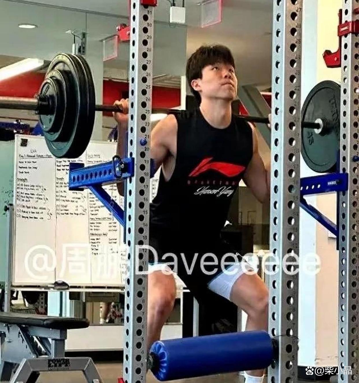 安博体育平台-青岛更新杨瀚森特训！NBA级教练一对一强化投篮，好性格助力融入的简单介绍