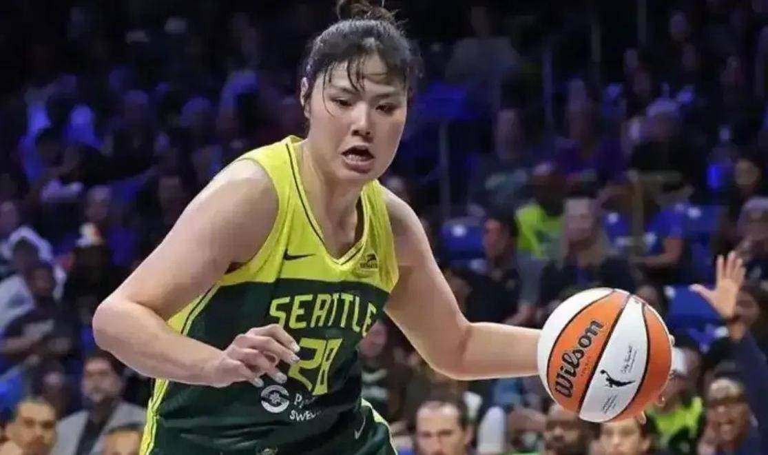 安博体育入口-为何提出交易申请？李月汝：想获得更多锻炼机会的简单介绍