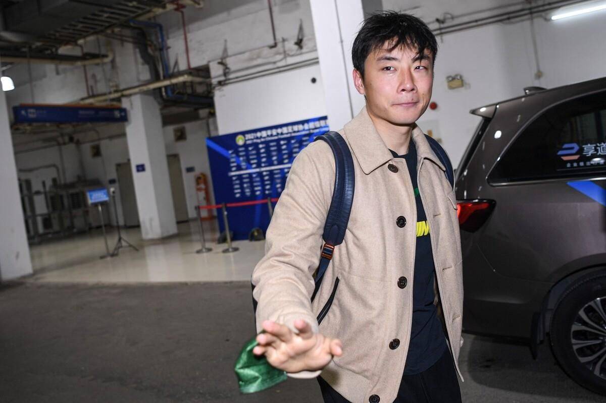 安博体育登录入口-真的老到不认识人了？伊万能否在告别战绝杀正名！